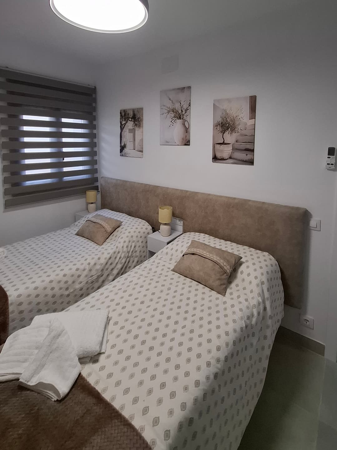 Carrusel de imágenes de la Habitación El Olivar en la casa rural La Jara Rosa, Los Navalucillos. - Imagen 2