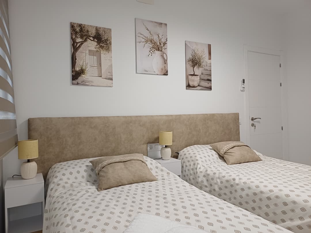 Carrusel de imágenes de la Habitación El Olivar en la casa rural La Jara Rosa, Los Navalucillos. - Imagen 7